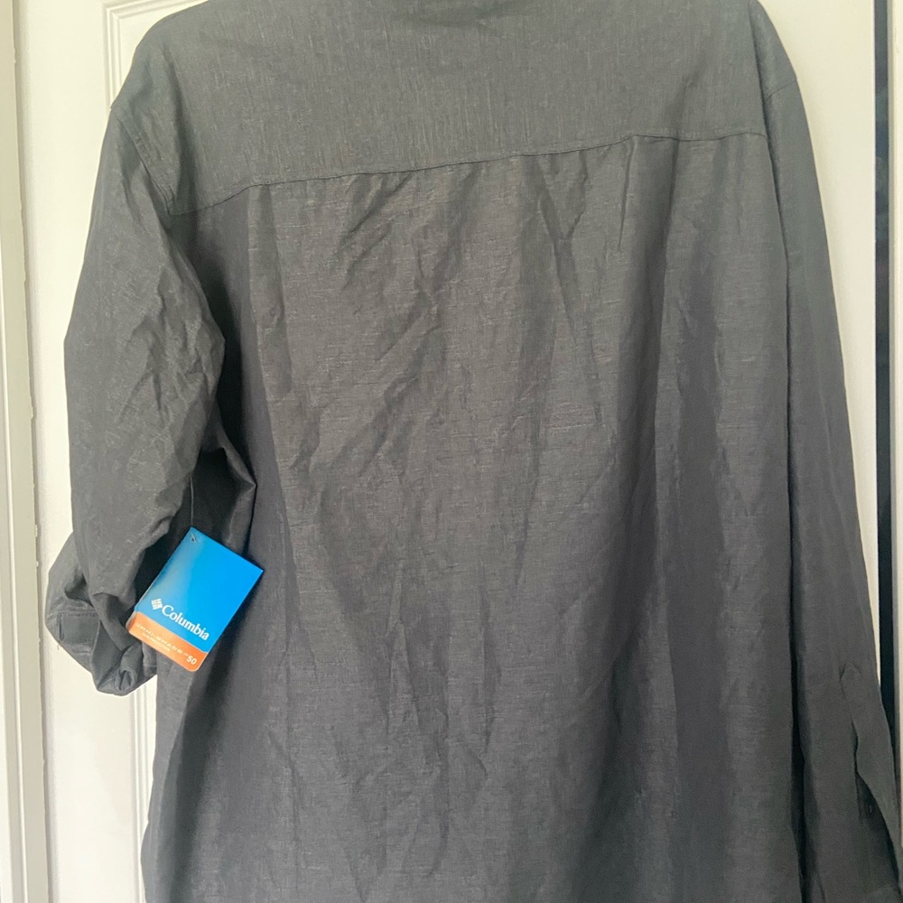 Columbia Men's Long Sleeve Button-Down Shirt in Dark Gray - Picture 2 of 4